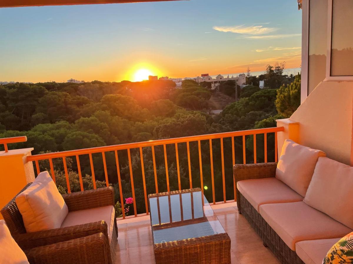 Sitio de Calahonda Calahonda Royale Mijas Costa Spain Bagian luar foto
