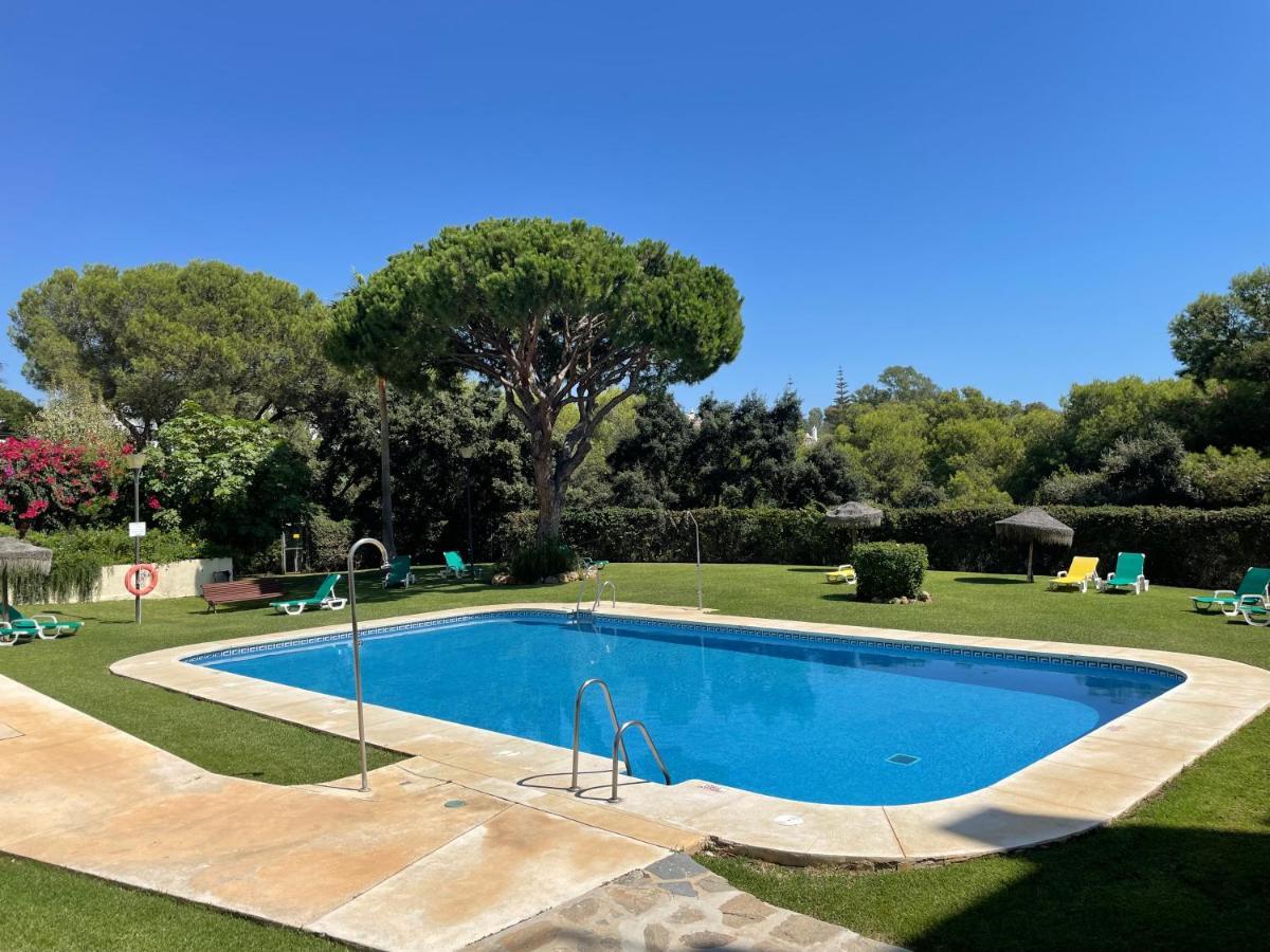 Sitio de Calahonda Calahonda Royale Mijas Costa Spain Bagian luar foto